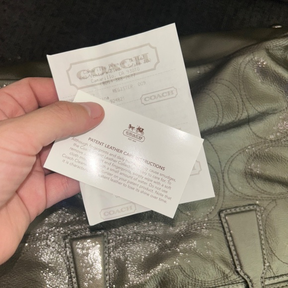 Vintage Coach - Picture 3 of 5